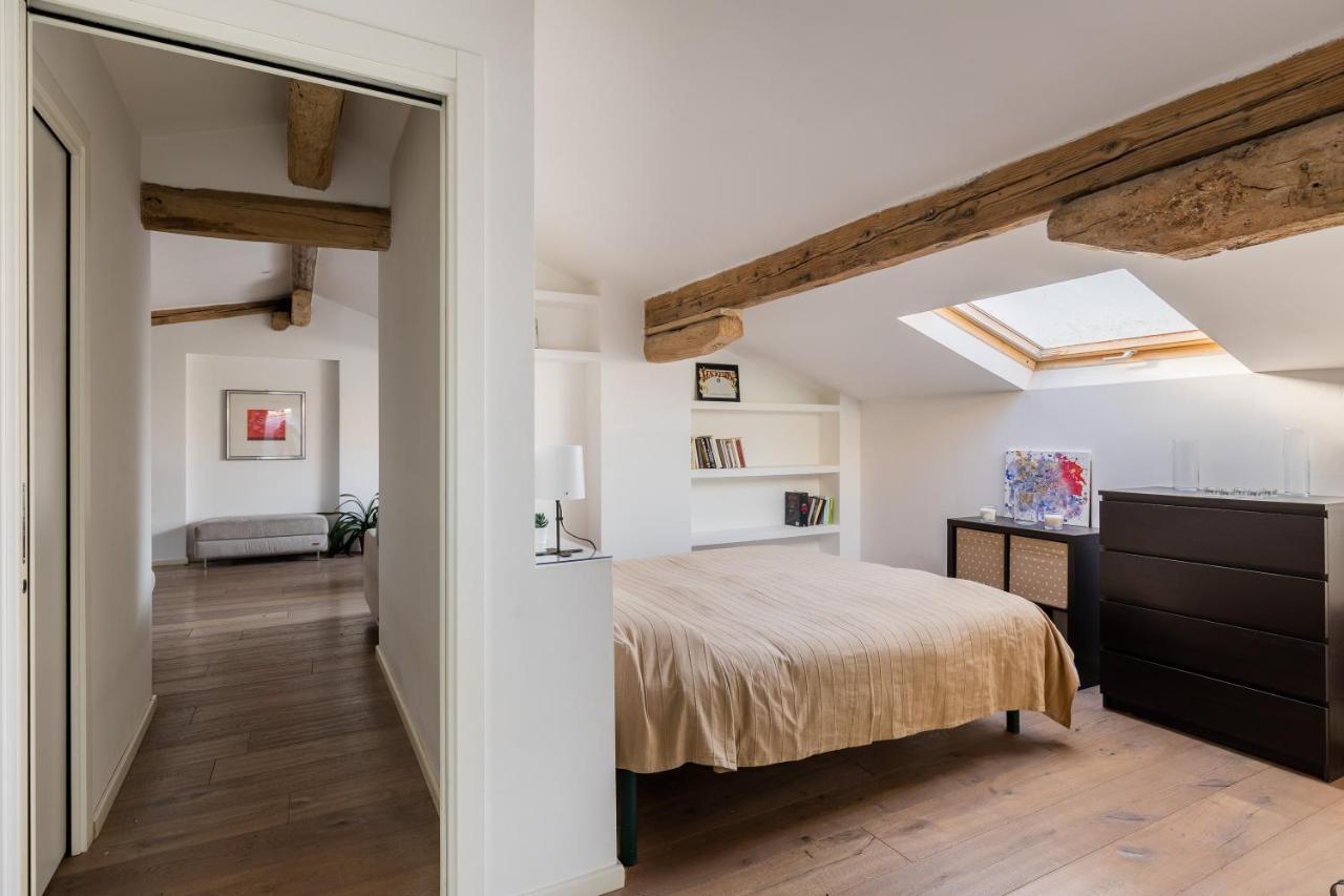 Italy Prestigious Historical Attic In Bologna Appartement Buitenkant foto